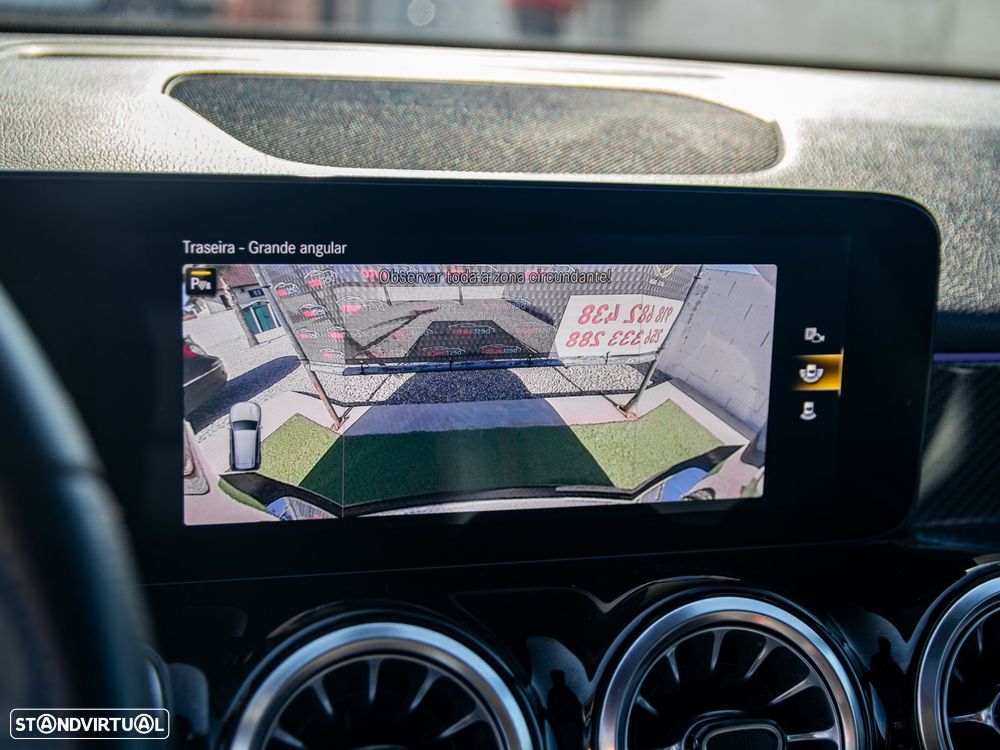 Mercedes-Benz GLB 180 d AMG Line - 38