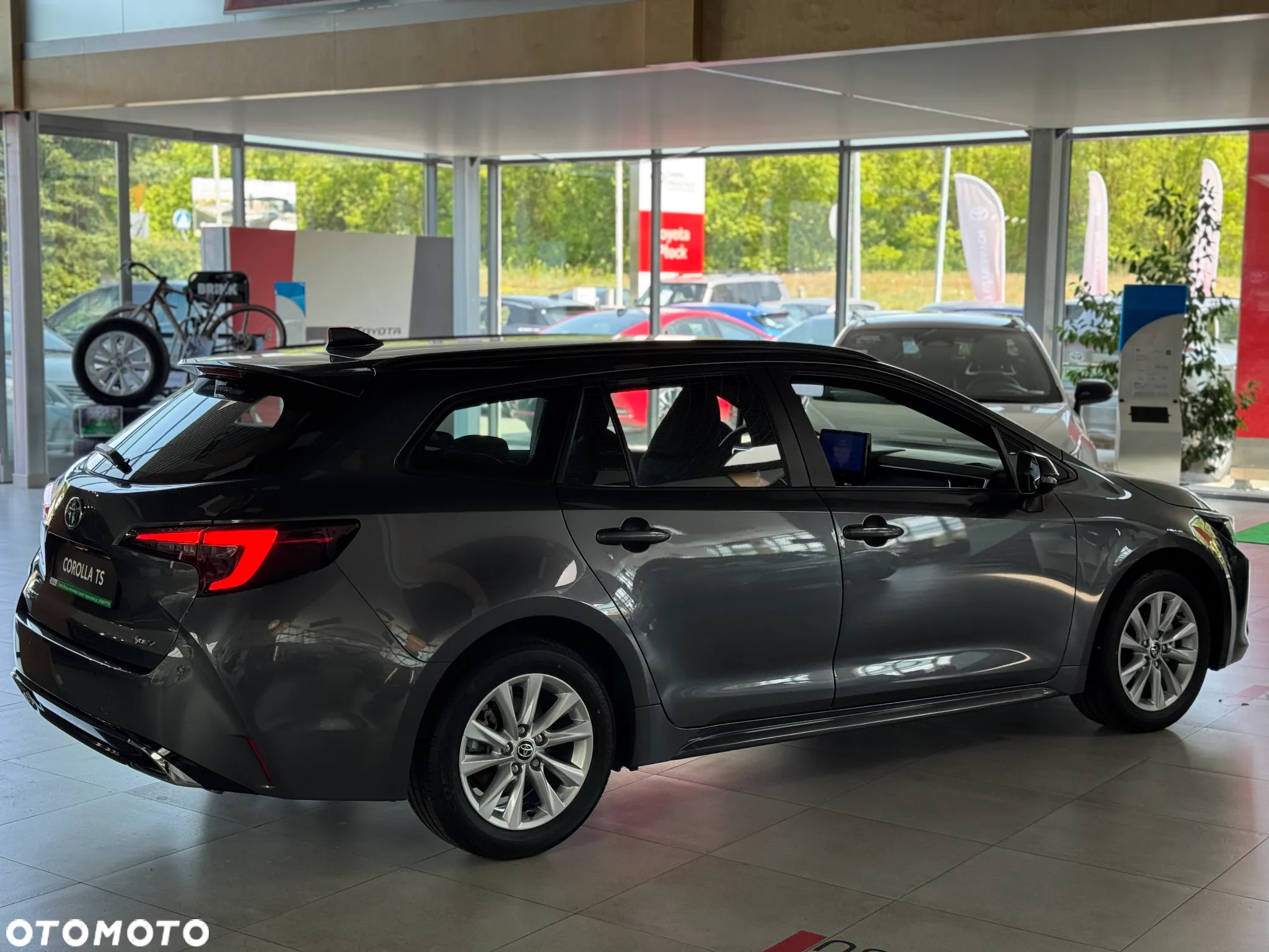Toyota Corolla 1.8 Hybrid Comfort - 9