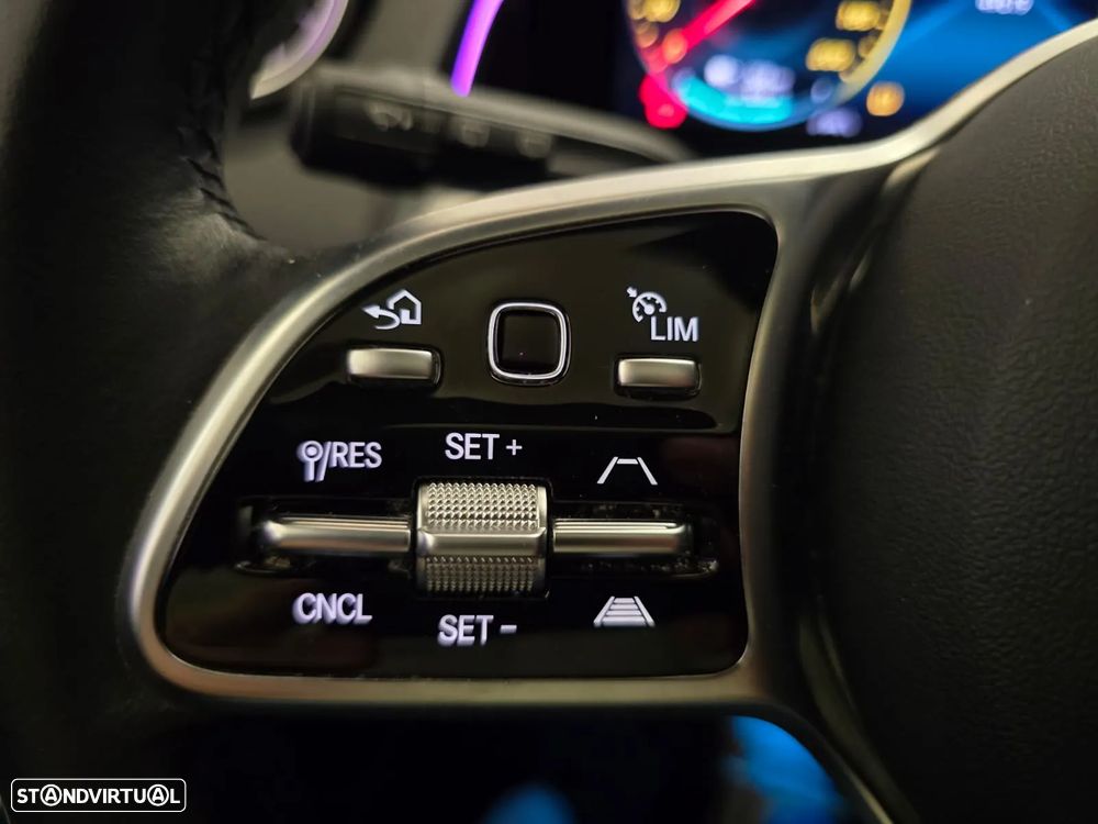 Mercedes-Benz EQB 300 4Matic Electric Art - 12