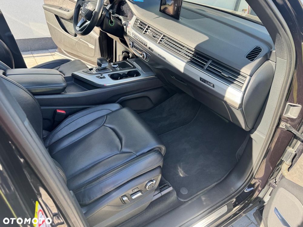 Audi SQ7 4.0 TDI Quattro Tiptronic - 19