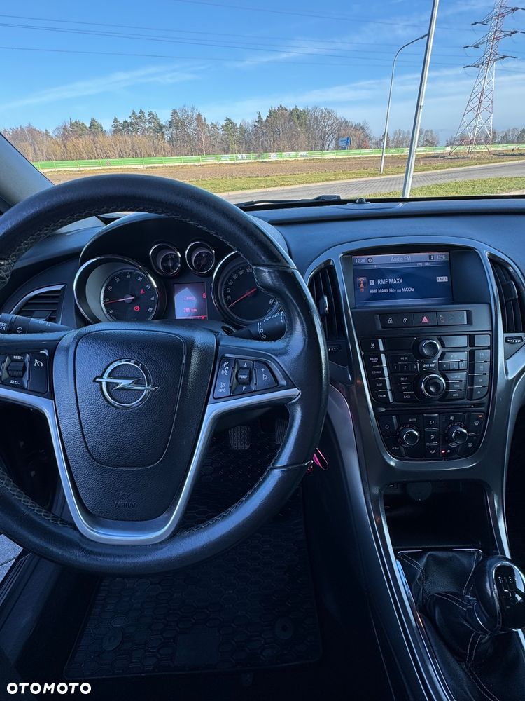 Opel Astra 1.4 Turbo - 16