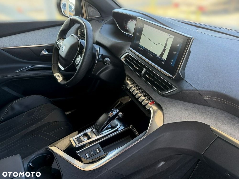 Peugeot 5008 - 24