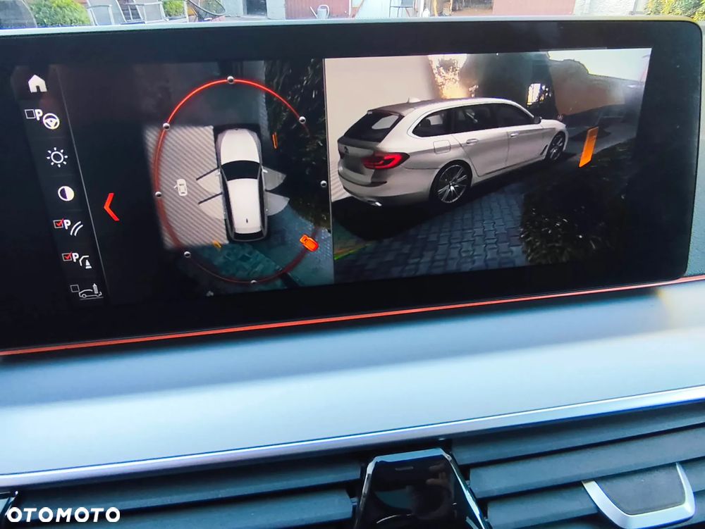 BMW Seria 5 520i GPF Luxury Line sport - 31