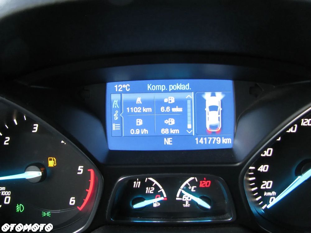 Ford Kuga 2.0 TDCi 2x4 Titanium - 19