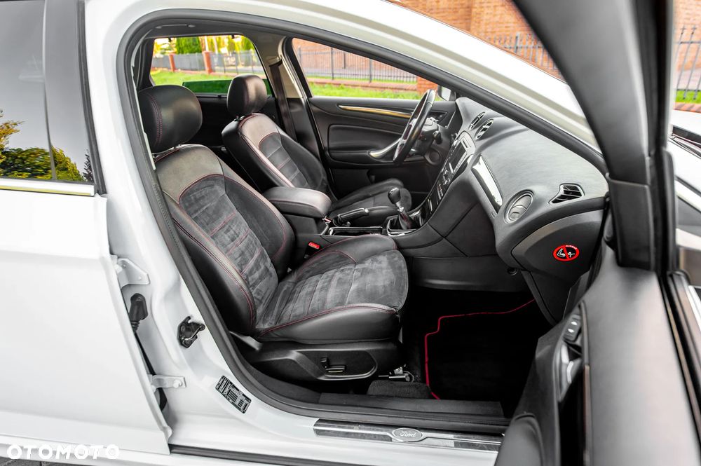 Ford Mondeo 2.0 TDCi Titanium S - 23