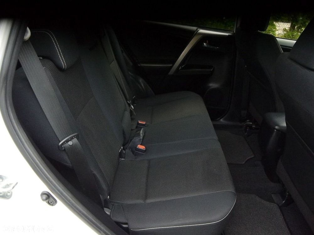 Toyota RAV4 2.0 D-4D 4x2 Start-Stop Comfort - 28