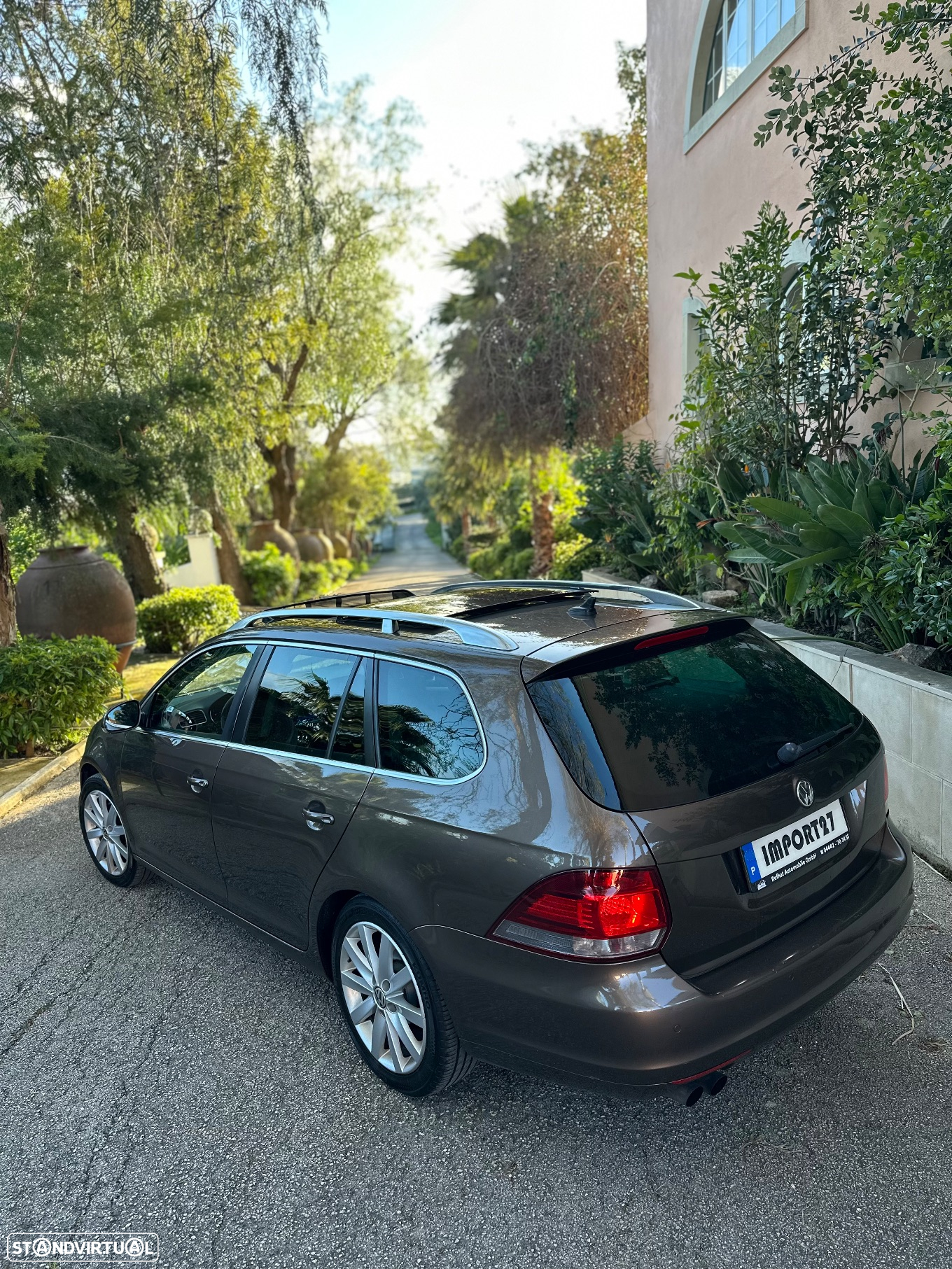 VW Golf 2.0 TDi BlueMotion Confortline DSG - 4