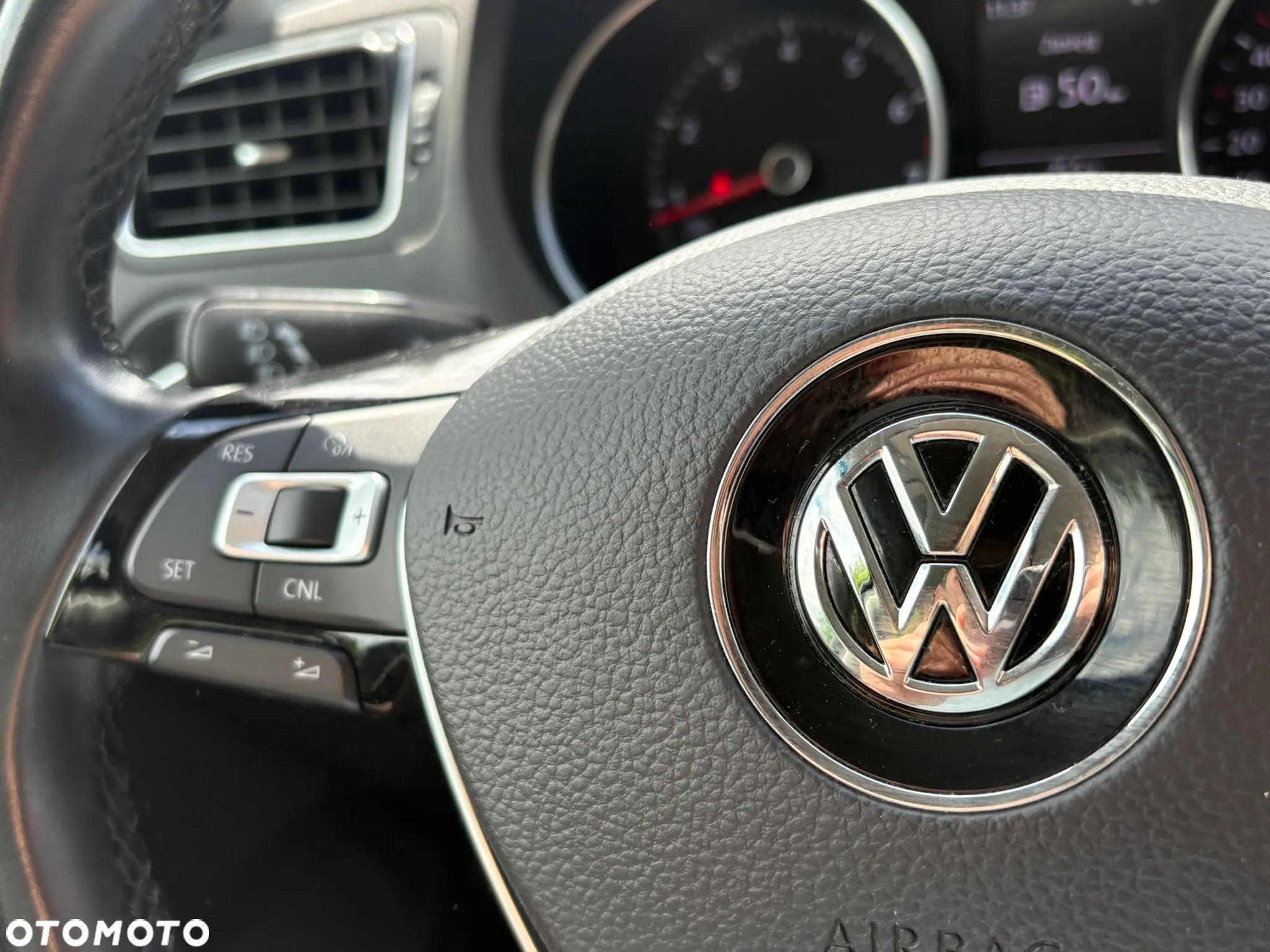 Volkswagen Polo 1.2 TSI Black/Silver Edition - 28