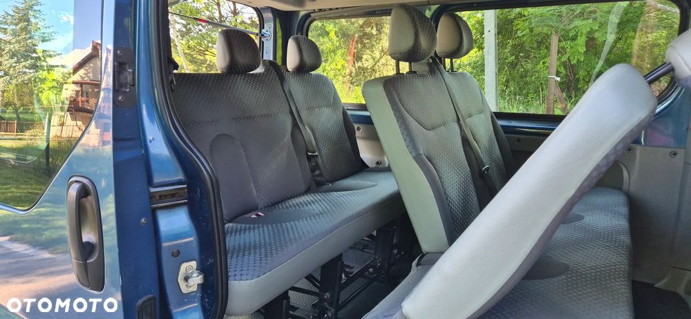 Renault Trafic L1H1 Passenger Lux - 24