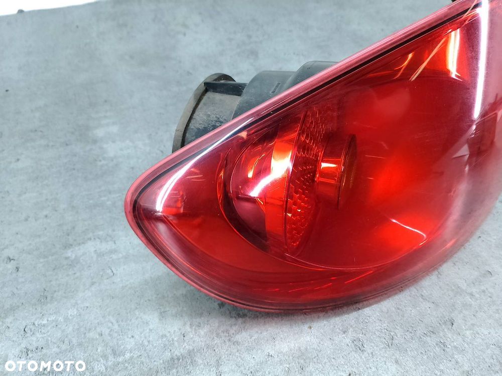 LAMPA TYLNA LEWA SEAT ALTEA 5P0945095D - 2