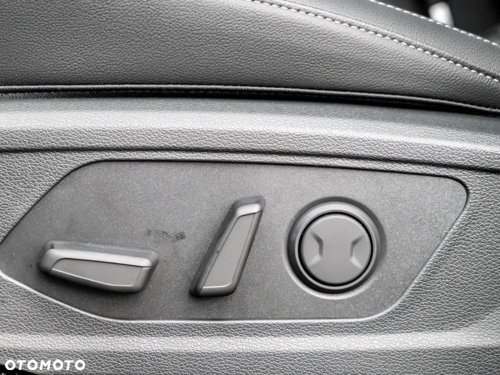 Kia Sportage 1.6 T-GDI HEV Anniversary 2WD - 19