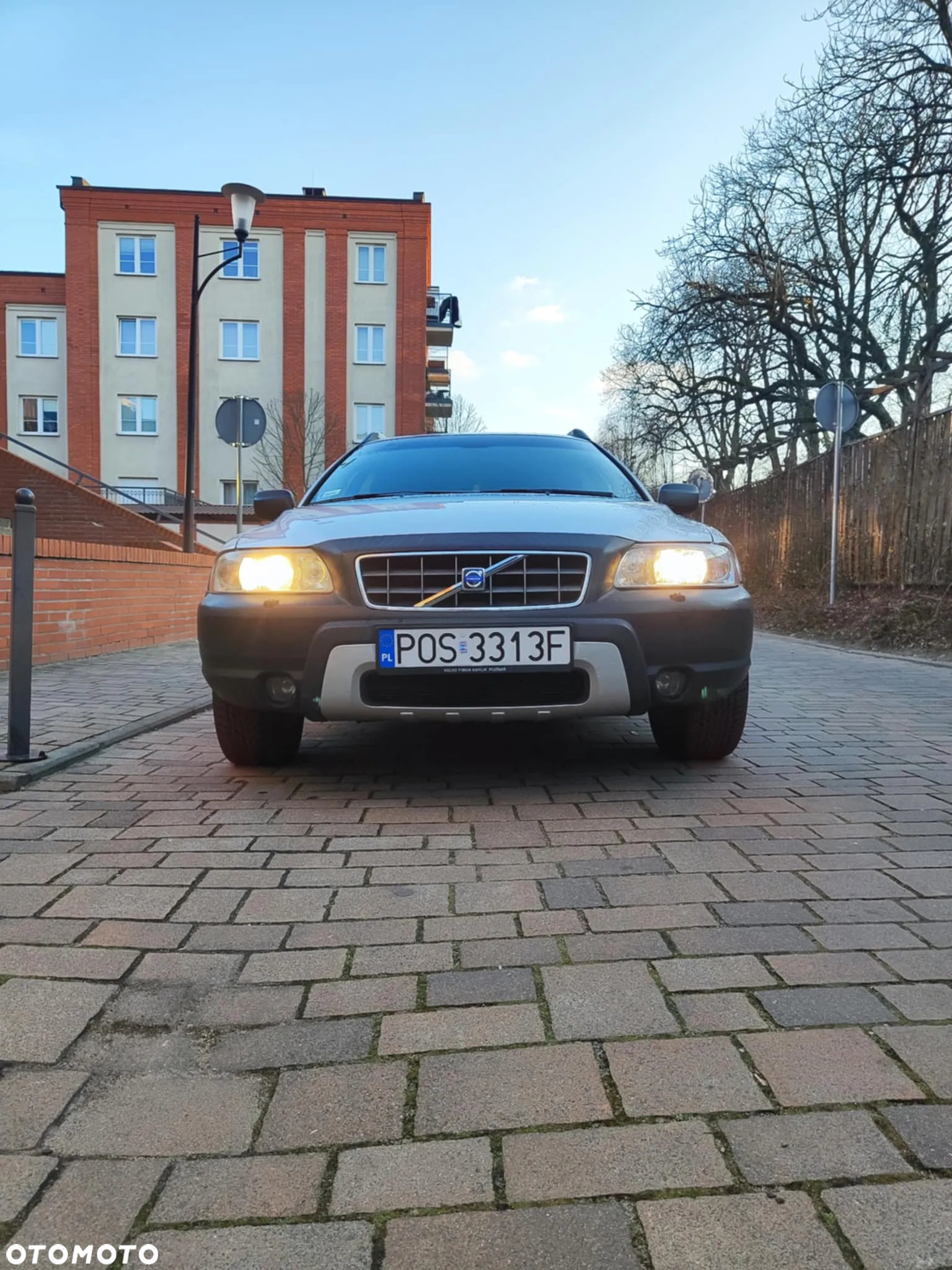 Volvo XC 70 - 2