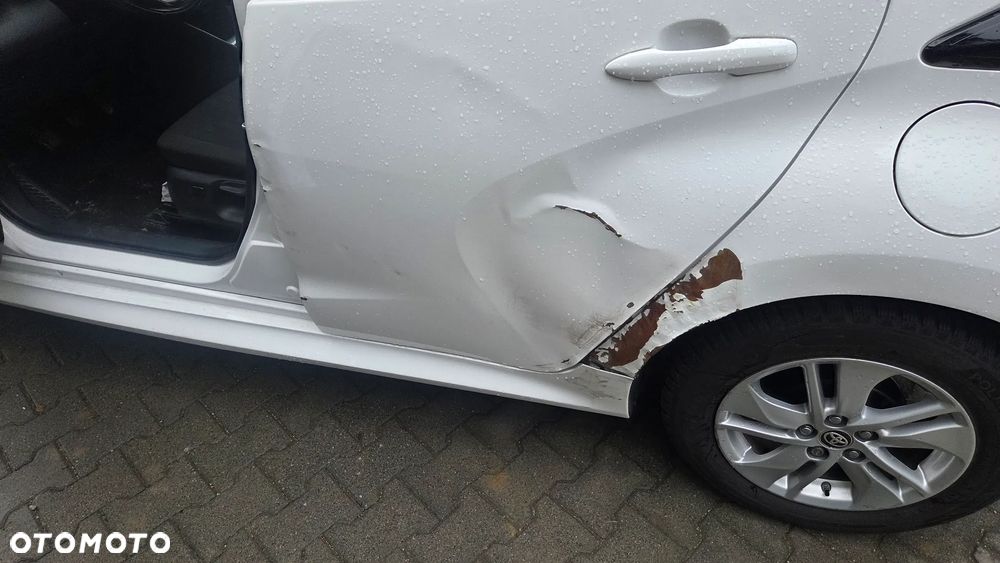 Toyota Yaris 1.5 Comfort - 12