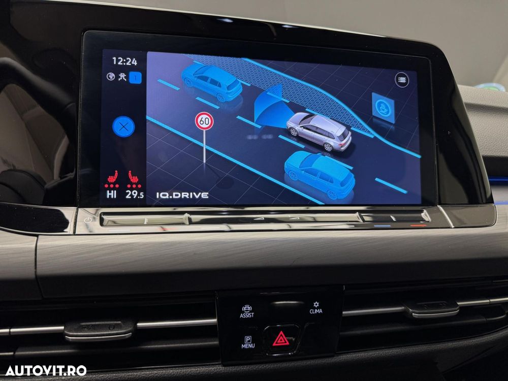 Volkswagen Golf - 12