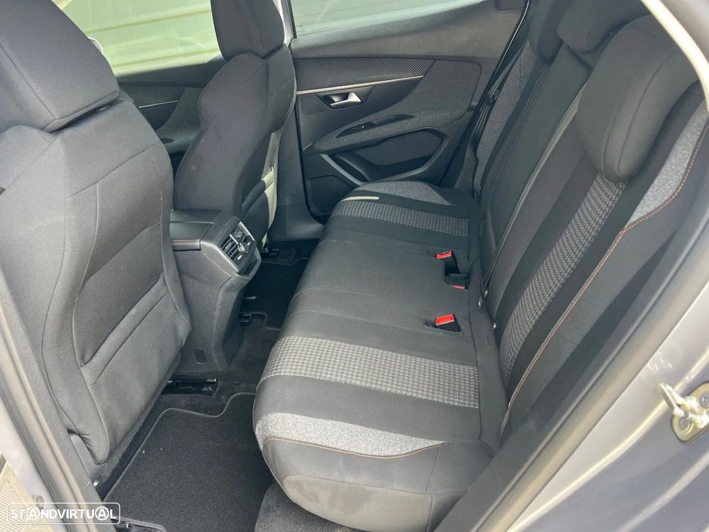 Peugeot 3008 1.5 BlueHDi Active Pack - 25