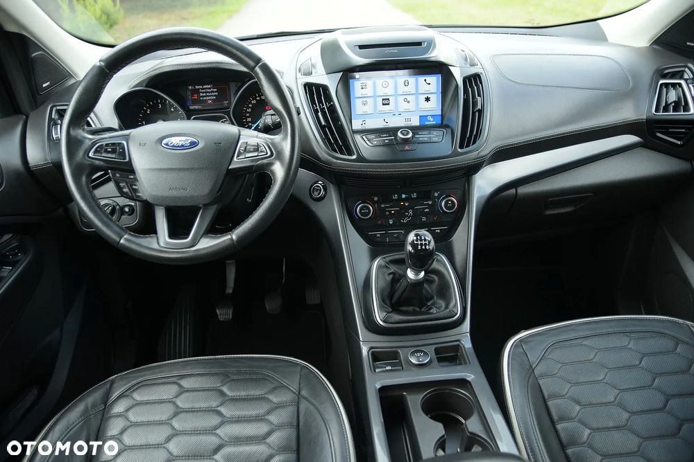 Ford Kuga 2.0 TDCi 2x4 Vignale - 24