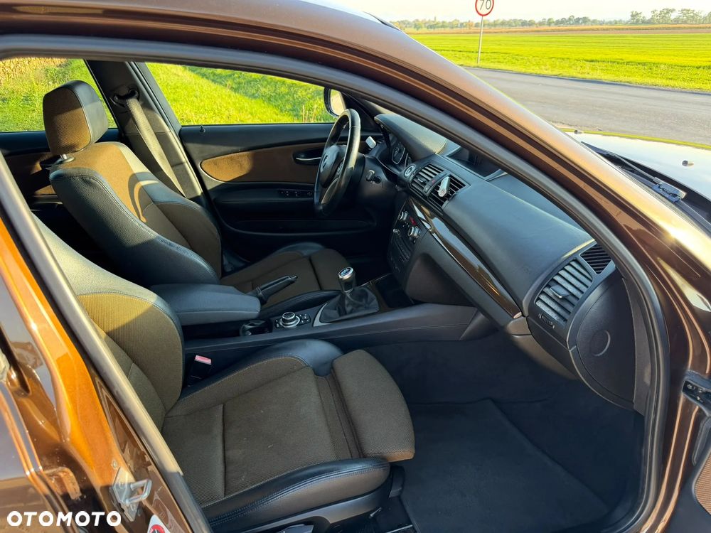 BMW Seria 1 116d DPF Edition Sport - 11