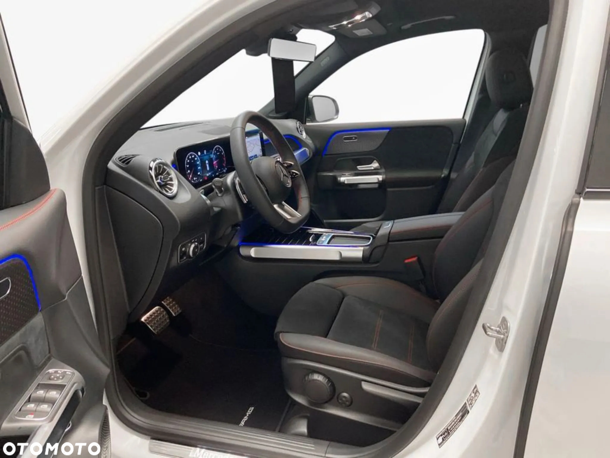 Mercedes-Benz GLB 200 mHEV AMG Line 7G-DCT - 7