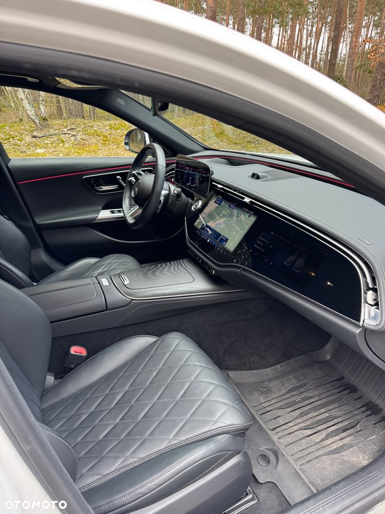 Mercedes-Benz Klasa E - 26