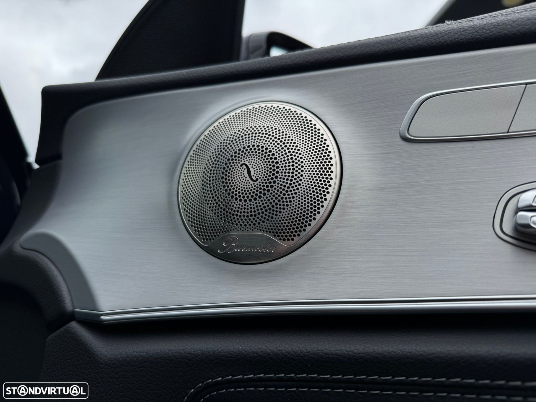 Mercedes-Benz E 300 e AMG Line - 26
