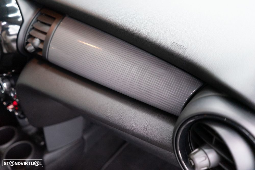 MINI 3 Portas Cooper D - 44