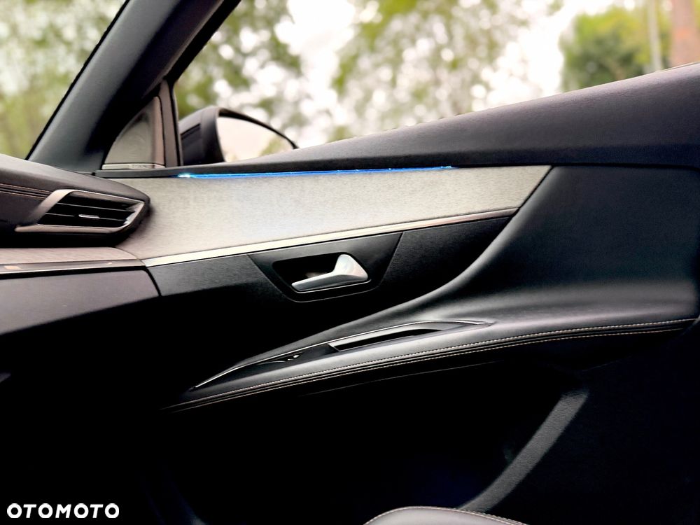 Peugeot 3008 PureTech 130 Stop & Start GPF EAT8 GT - 15