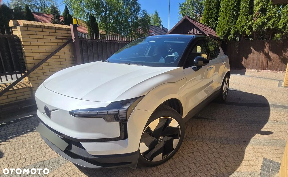 Volvo EX30 69kWh Single Motor Long Range Core - 9