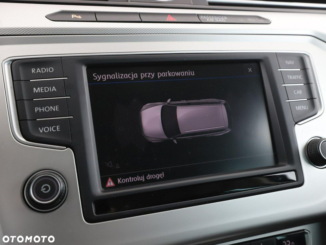 Volkswagen Passat - 24