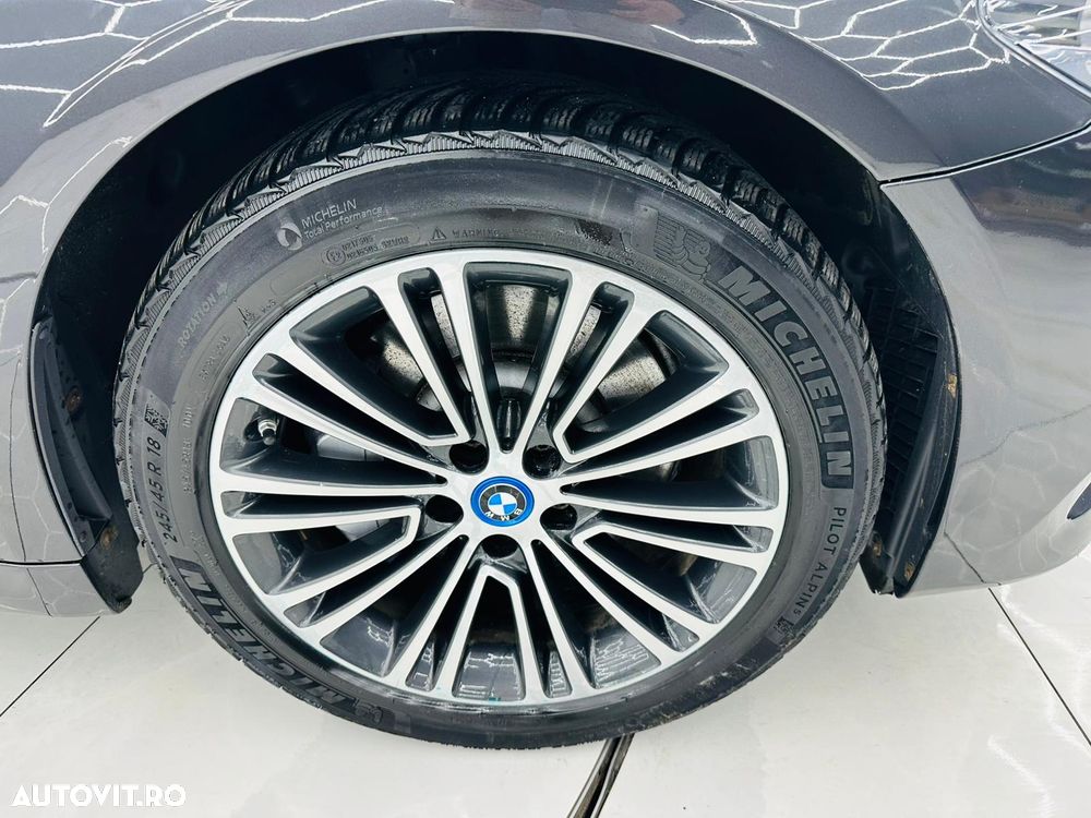BMW Seria 5 - 10