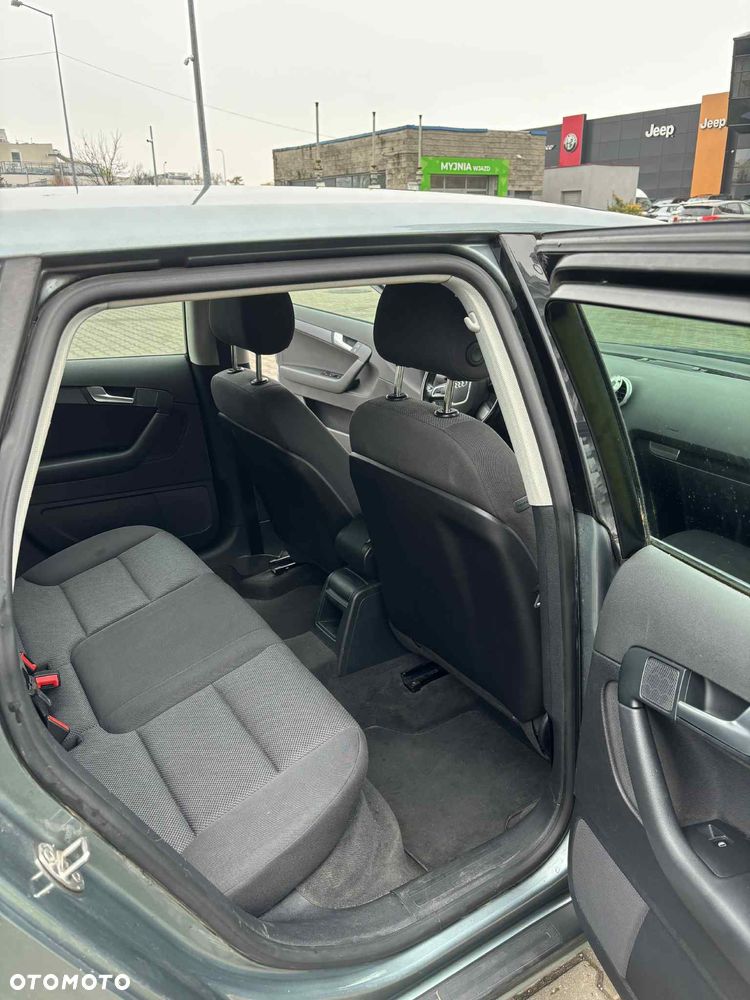 Audi A3 Sportback 1.4 TFSI Ambiente - 12