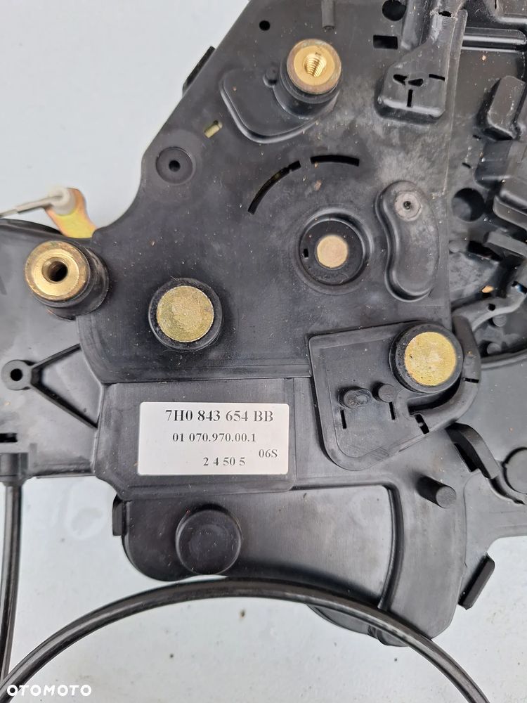 ZAMEK DRZWI PRZESUWNE PRAWE VW T5 07R 7H0843654AD - 2