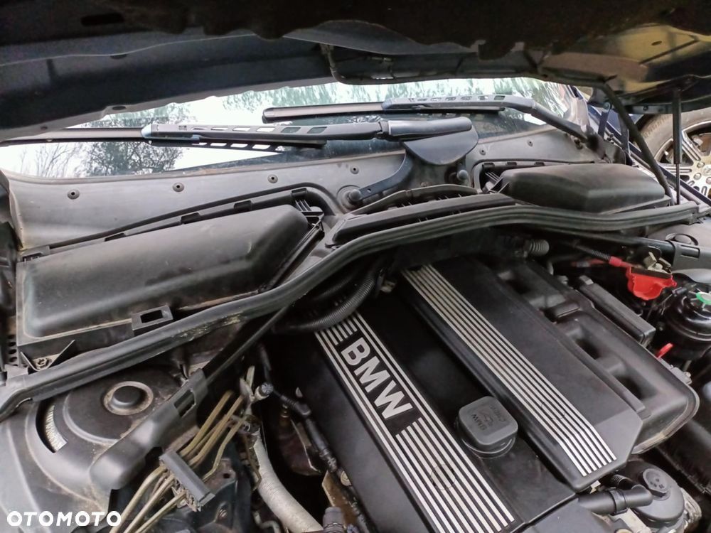 Podszybie osłona filtra kabinowego uszczelka BMW E60 E61