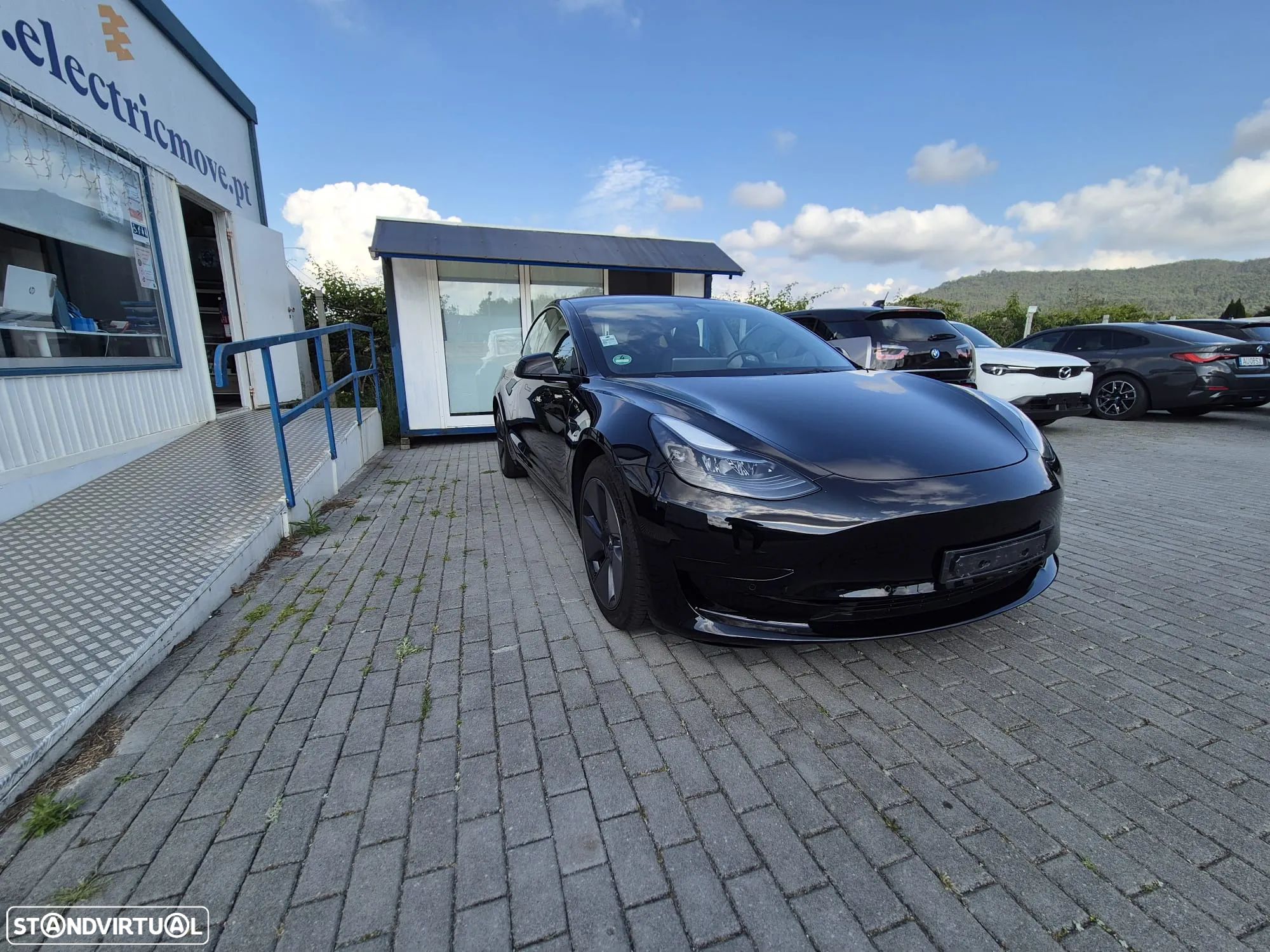 Tesla Model 3 Standard Range Plus RWD - 1