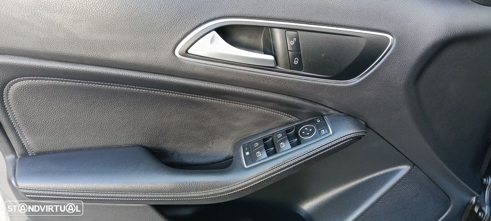 Mercedes-Benz GLA 250 4-Matic Style - 15