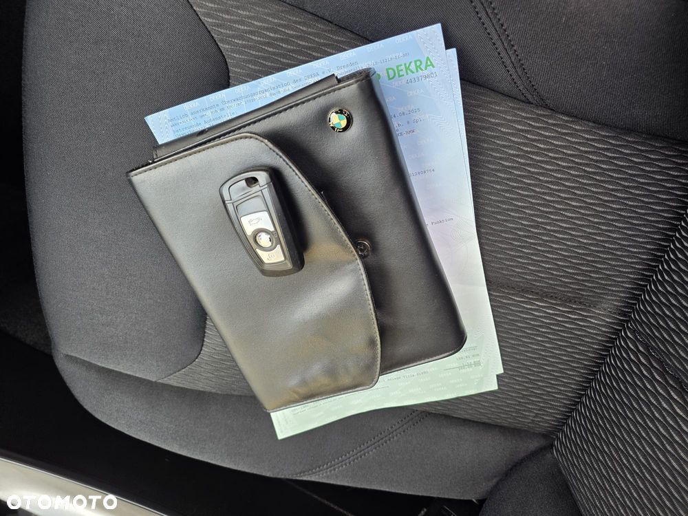 BMW Seria 1 116i - 27
