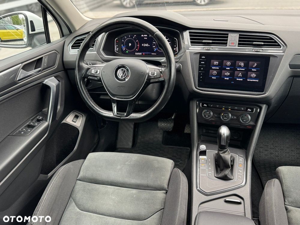 Volkswagen Tiguan Allspace - 19