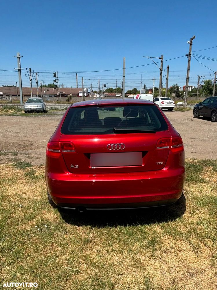 Audi A3 1.6 TDI clean Ambiente - 4