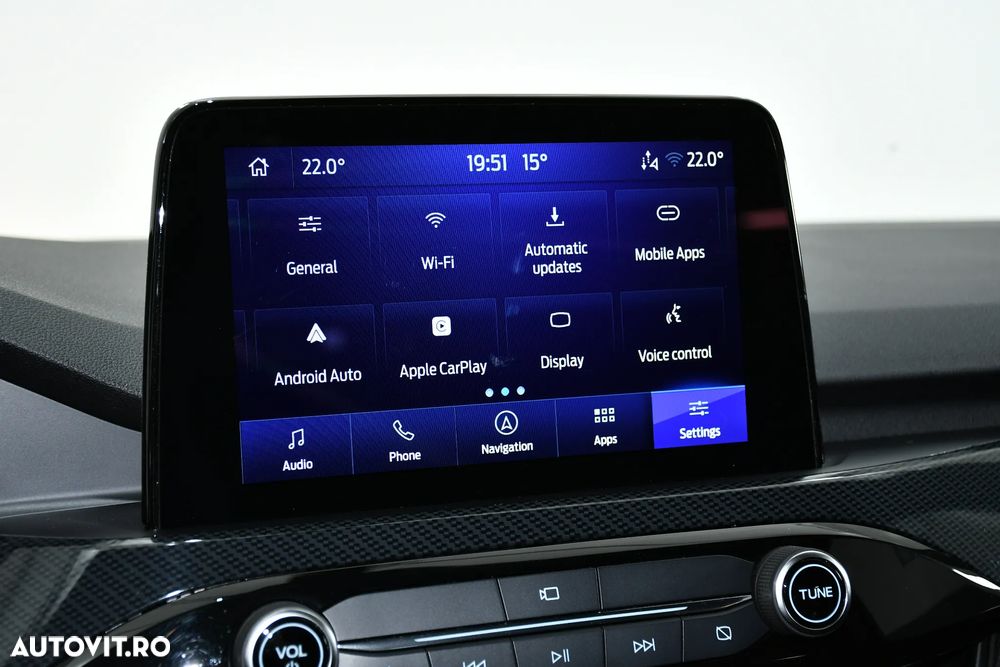 Ford Kuga 2.5 Duratec FHEV 4x4 ST-LINE - 39