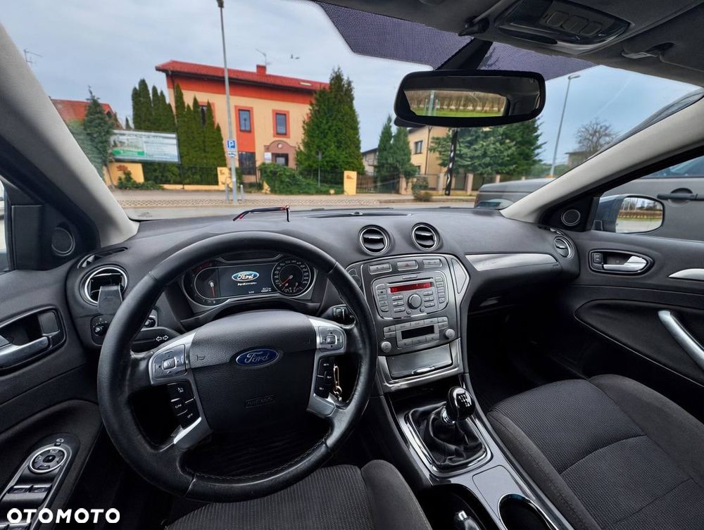 Ford Mondeo 1.8 TDCi Silver X - 8
