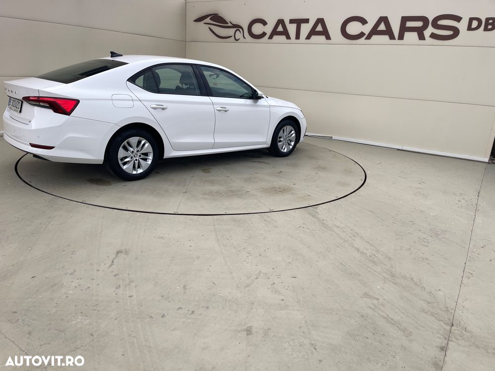 Skoda Octavia 2.0 TDI Ambition - 17