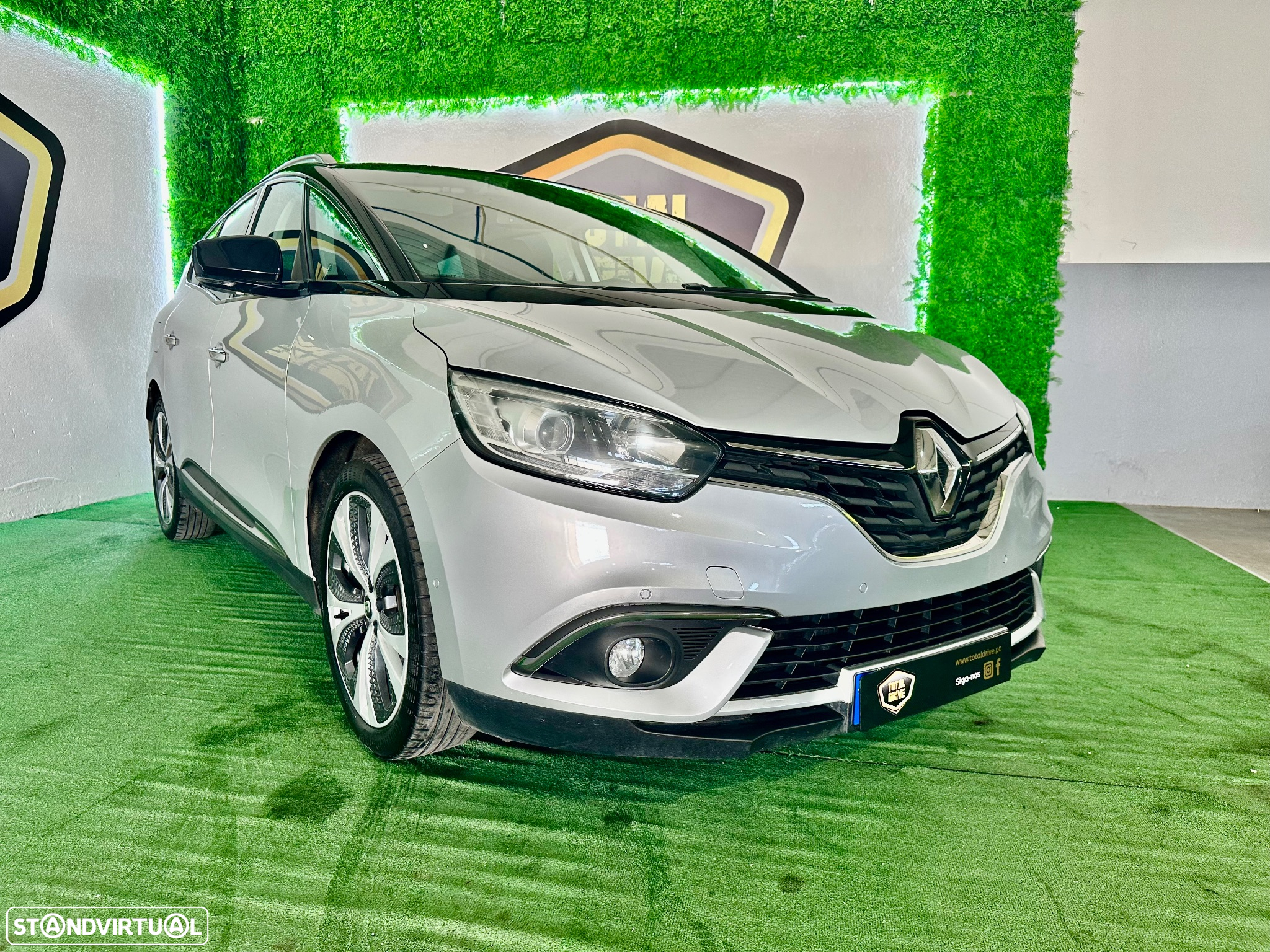 Renault Grand Scénic 1.5 dCi Luxe EDC SS - 7