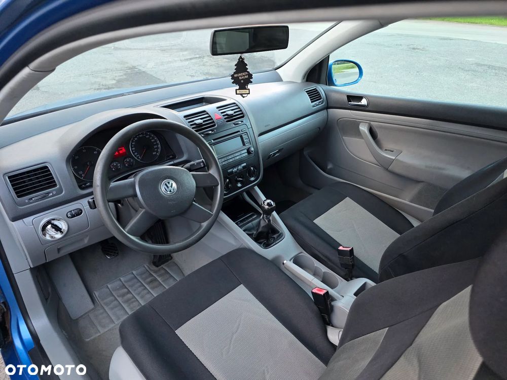 Volkswagen Golf - 15