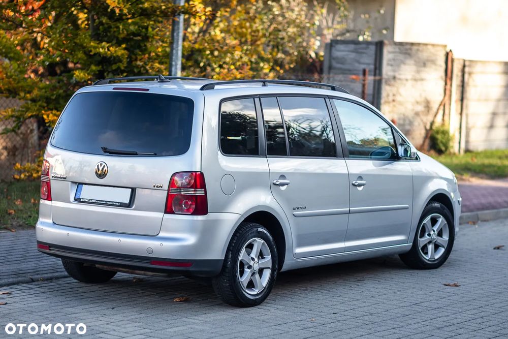 Volkswagen Touran 1.9 TDI United - 16