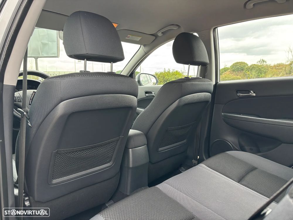 Hyundai i30 CW 1.6 CRDi STyle - 26