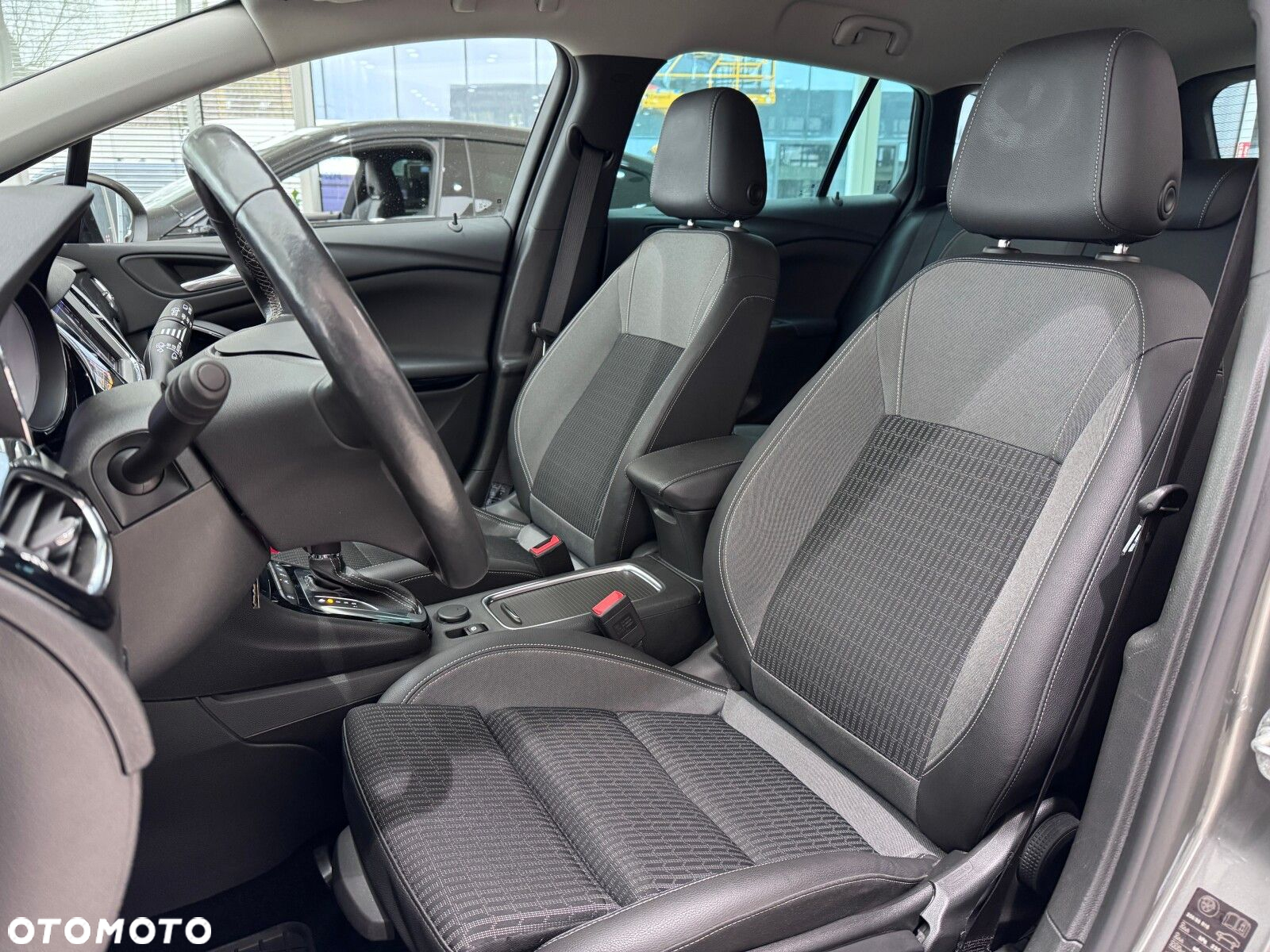 Opel Astra V 1.5 CDTI Business Elegance - 10