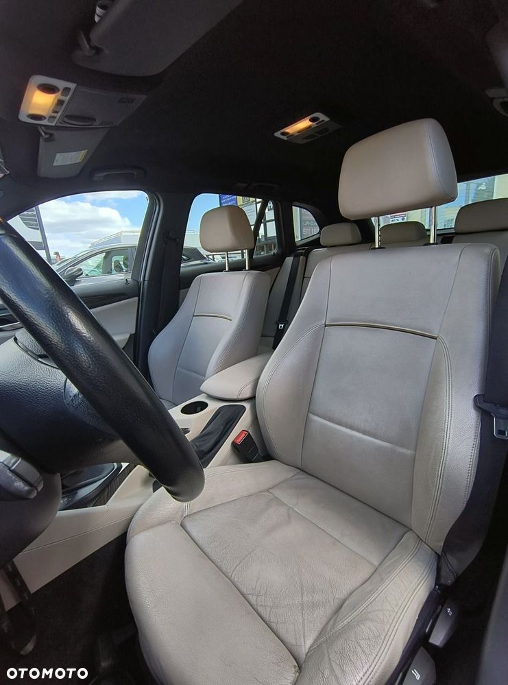 BMW X1 xDrive20d - 12