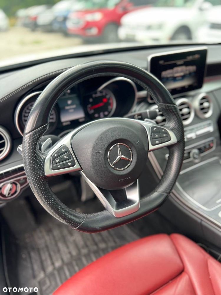 Mercedes-Benz Klasa C AMG 43 4Matic 9G-TRONIC - 22