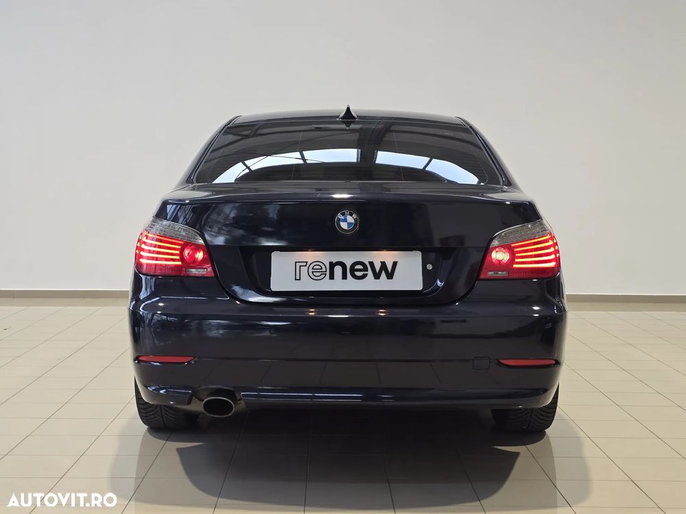 BMW Seria 5 520d - 27