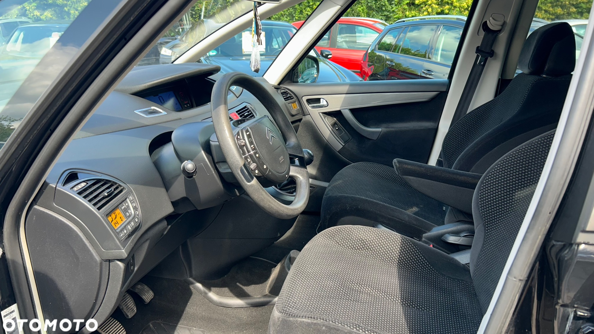 Citroën C4 Picasso 1.8 16V Confort - 21