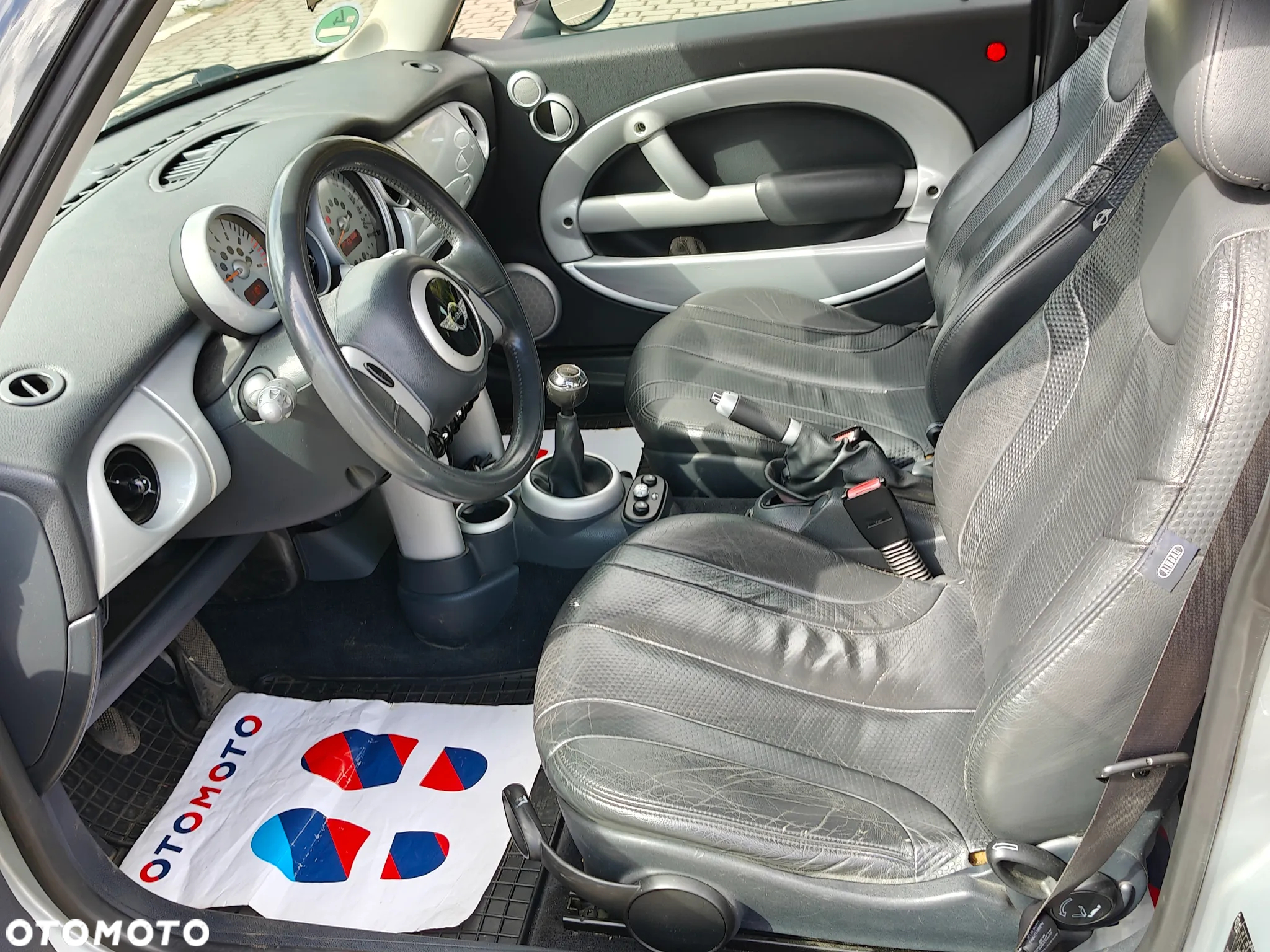 MINI Cooper Standard - 17